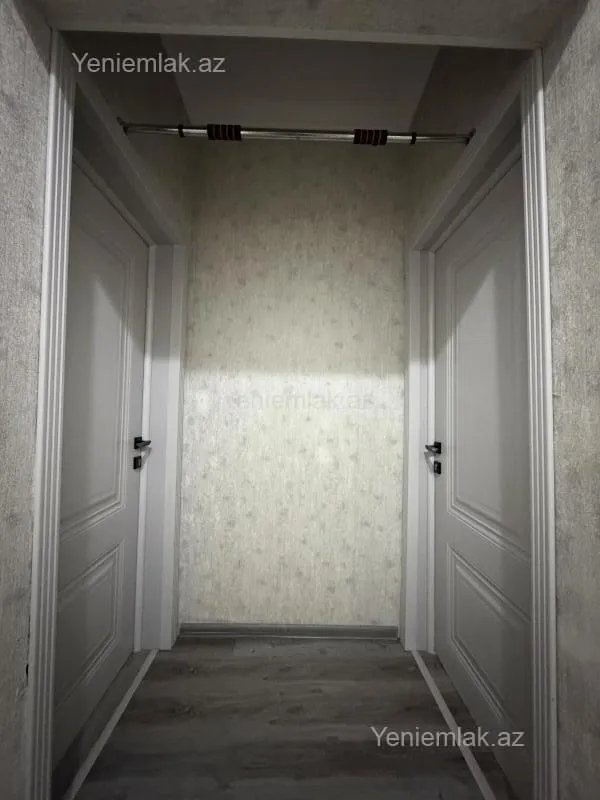 Satılır 4 otaqlı köhnə tikili 95 m²