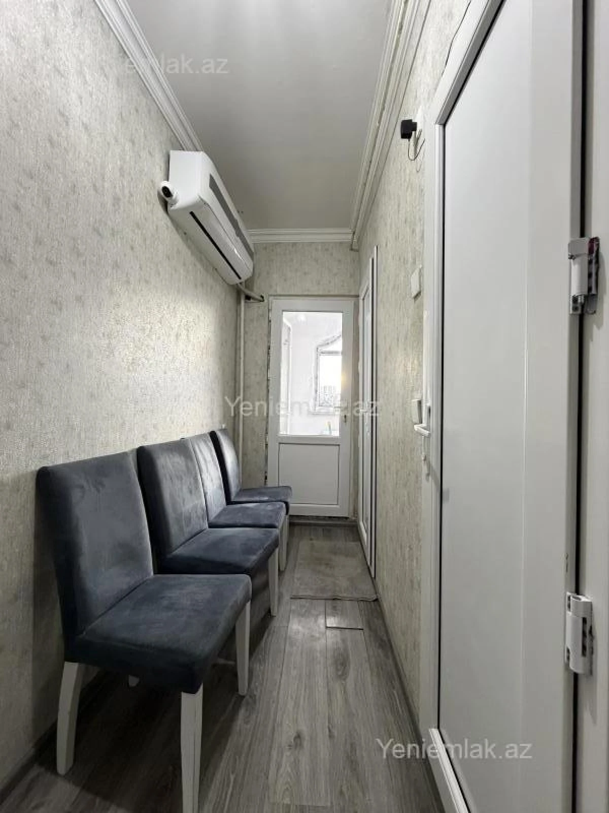 Satılır 4 otaqlı köhnə tikili 95 m²