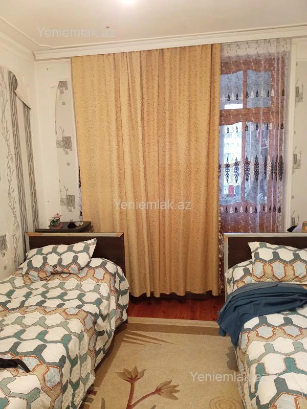Satılır 3 otaqlı köhnə tikili 80 m²