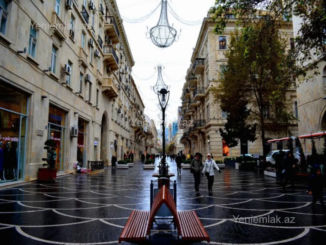 Satılır 3 otaqlı yeni tikili 140 m²