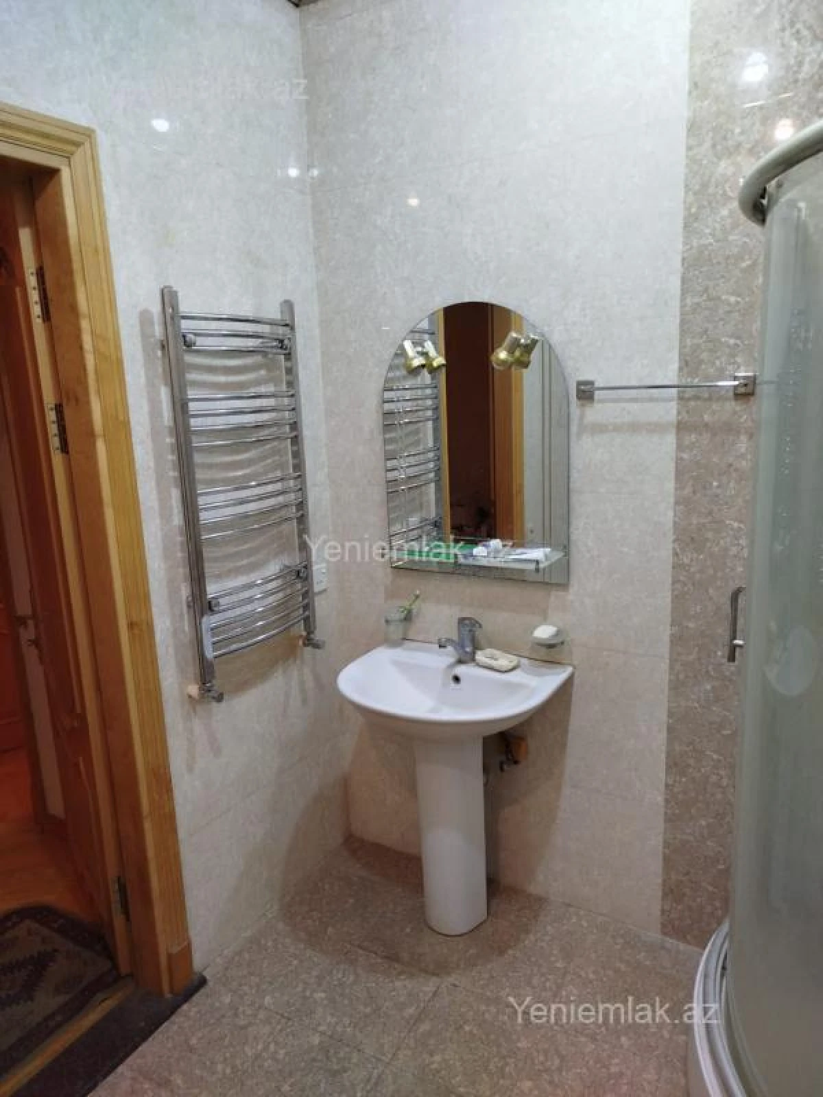 Satılır 3 otaqlı yeni tikili 140 m²