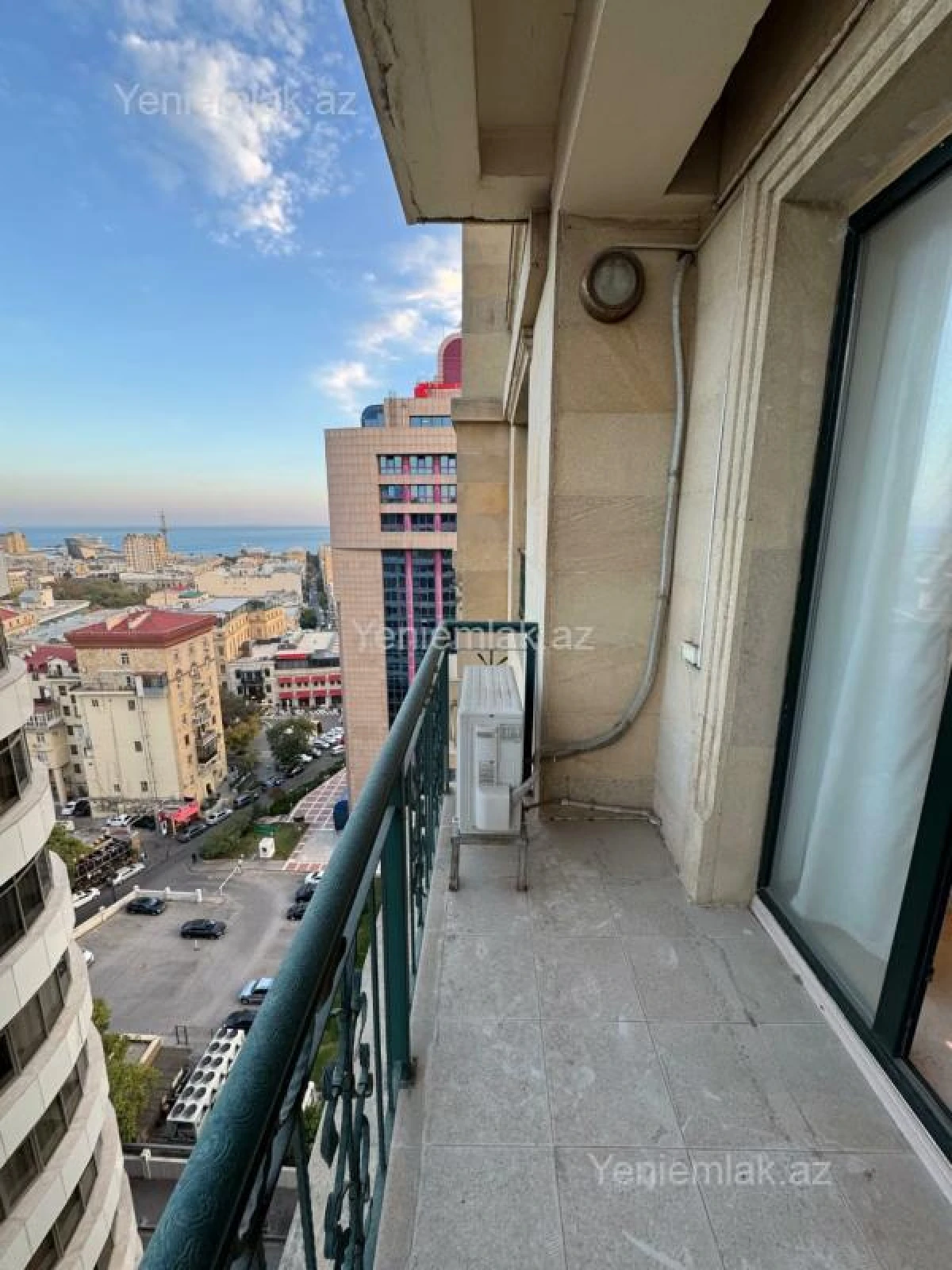 Satılır 3 otaqlı yeni tikili 140 m²