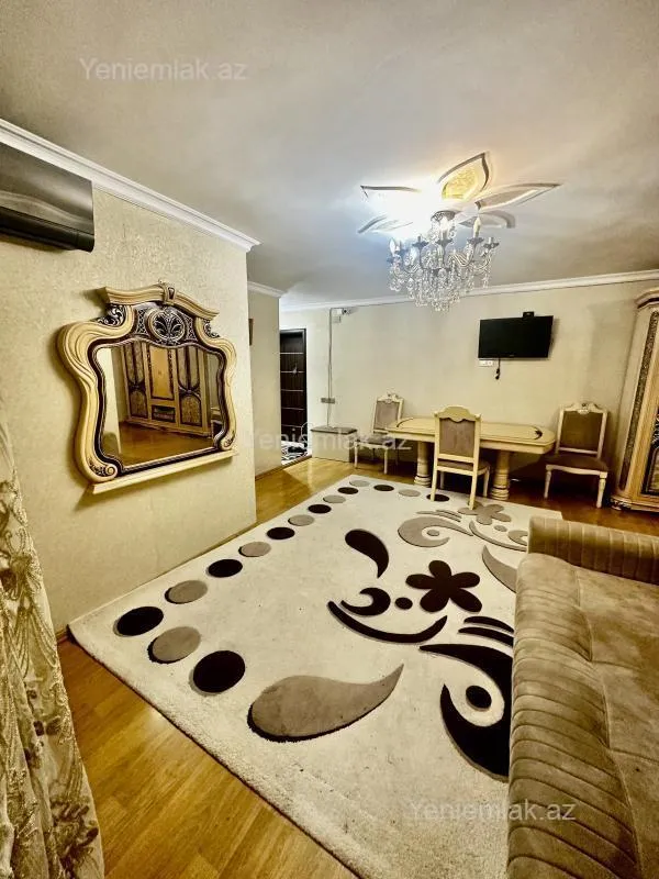 Satılır 2 otaqlı köhnə tikili 46 m²