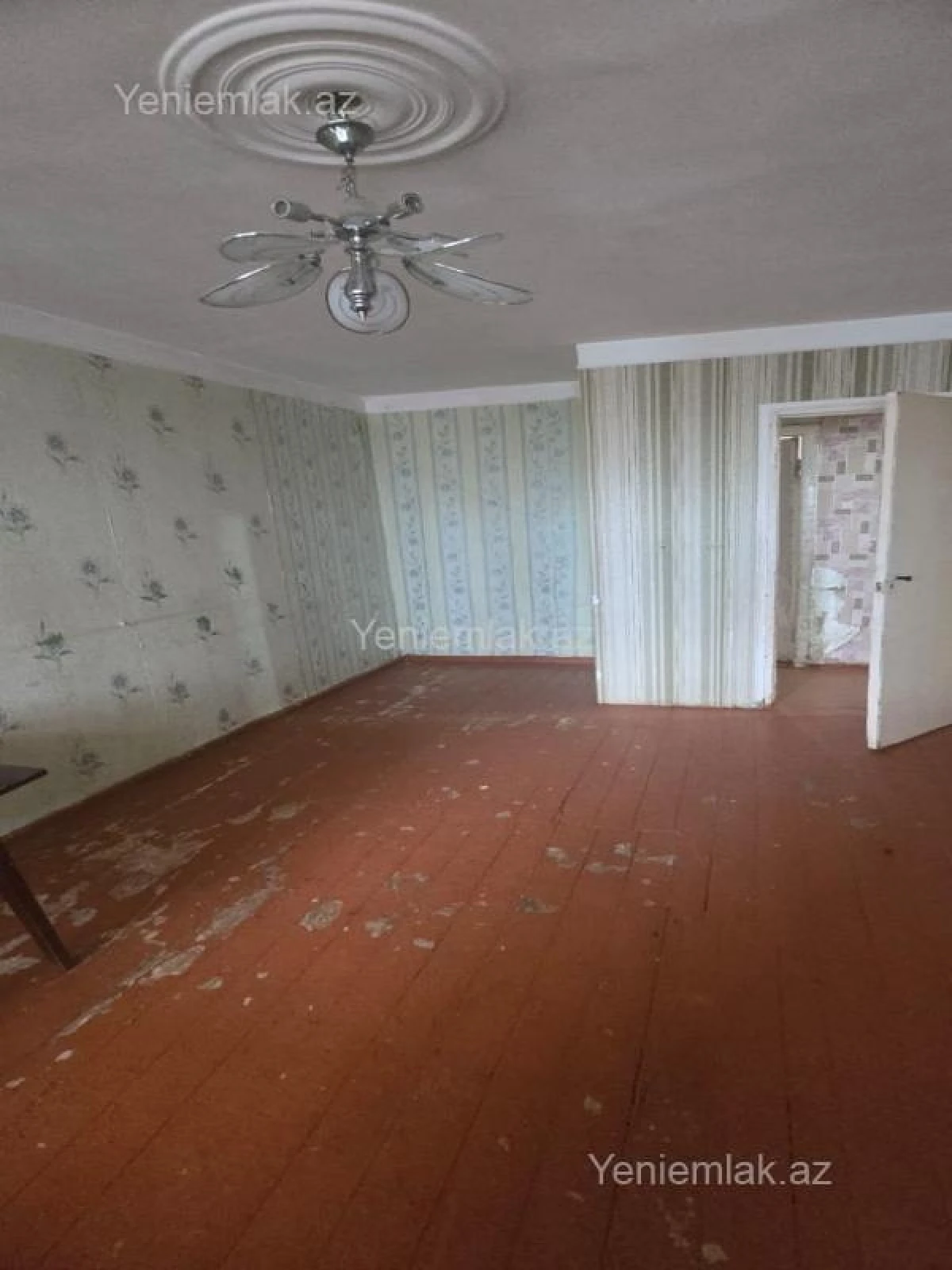 Satılır 2 otaqlı köhnə tikili 48 m²