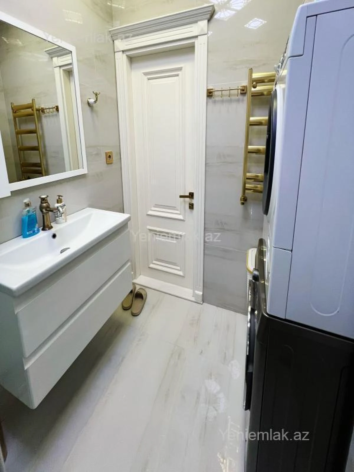 Satılır 3 otaqlı yeni tikili 88 m²