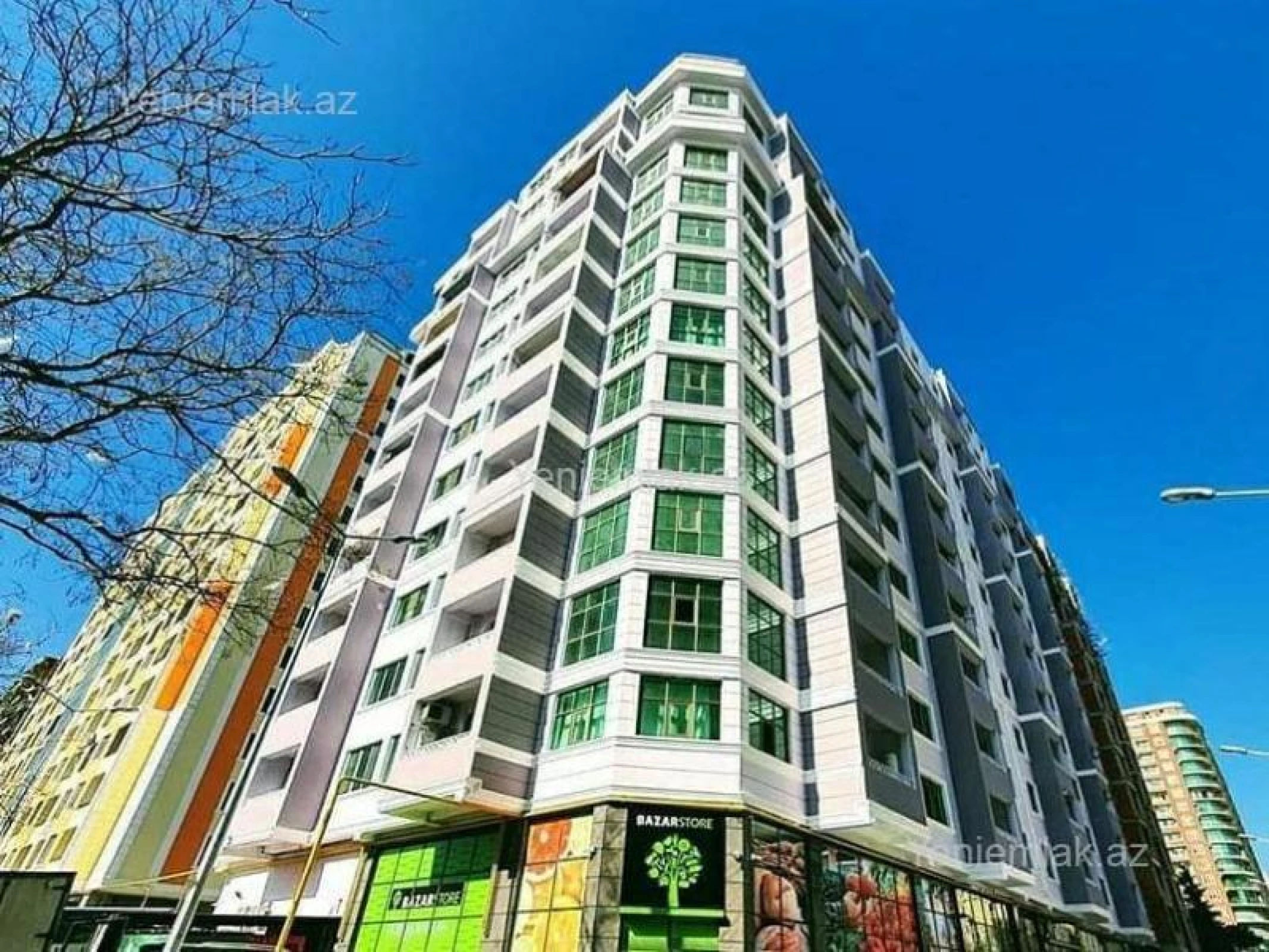 Satılır 4 otaqlı yeni tikili 170 m²