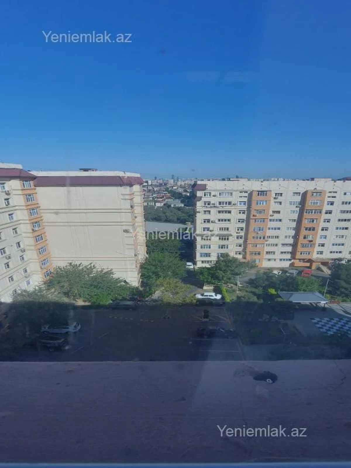 Satılır 2 otaqlı köhnə tikili 64 m²