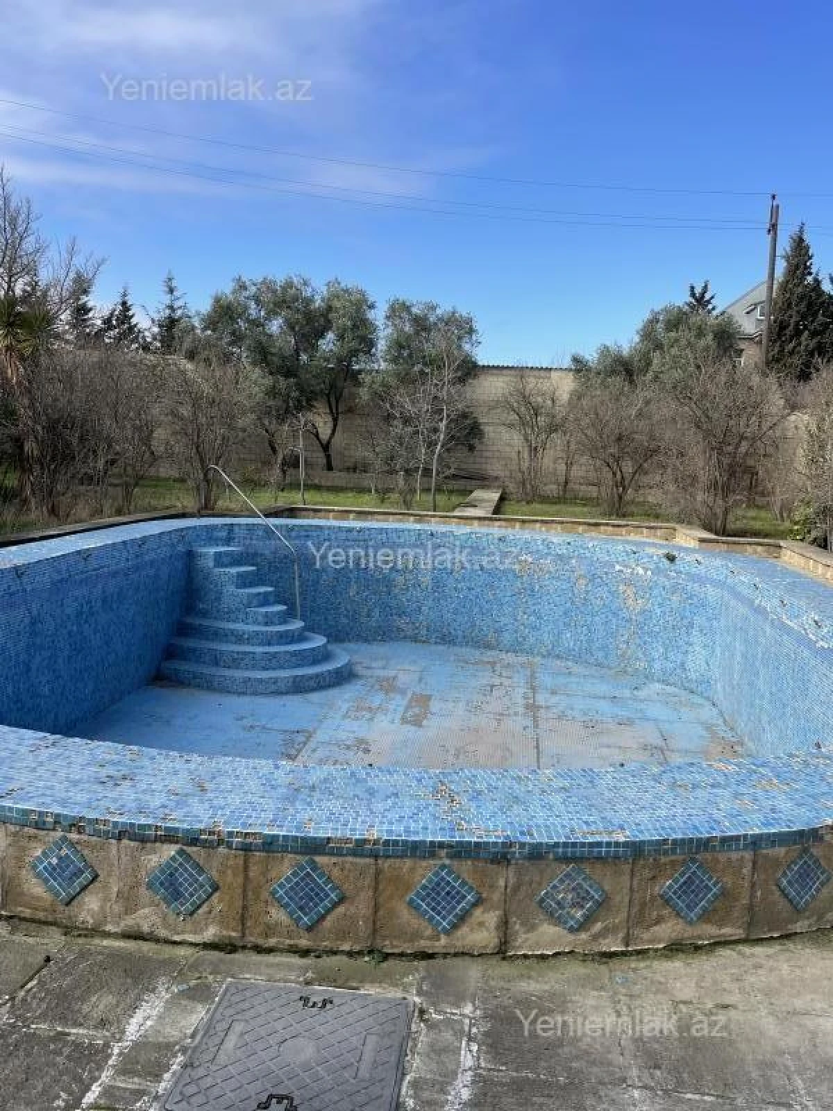 Satılır 6 otaqlı həyət evi 250 m²