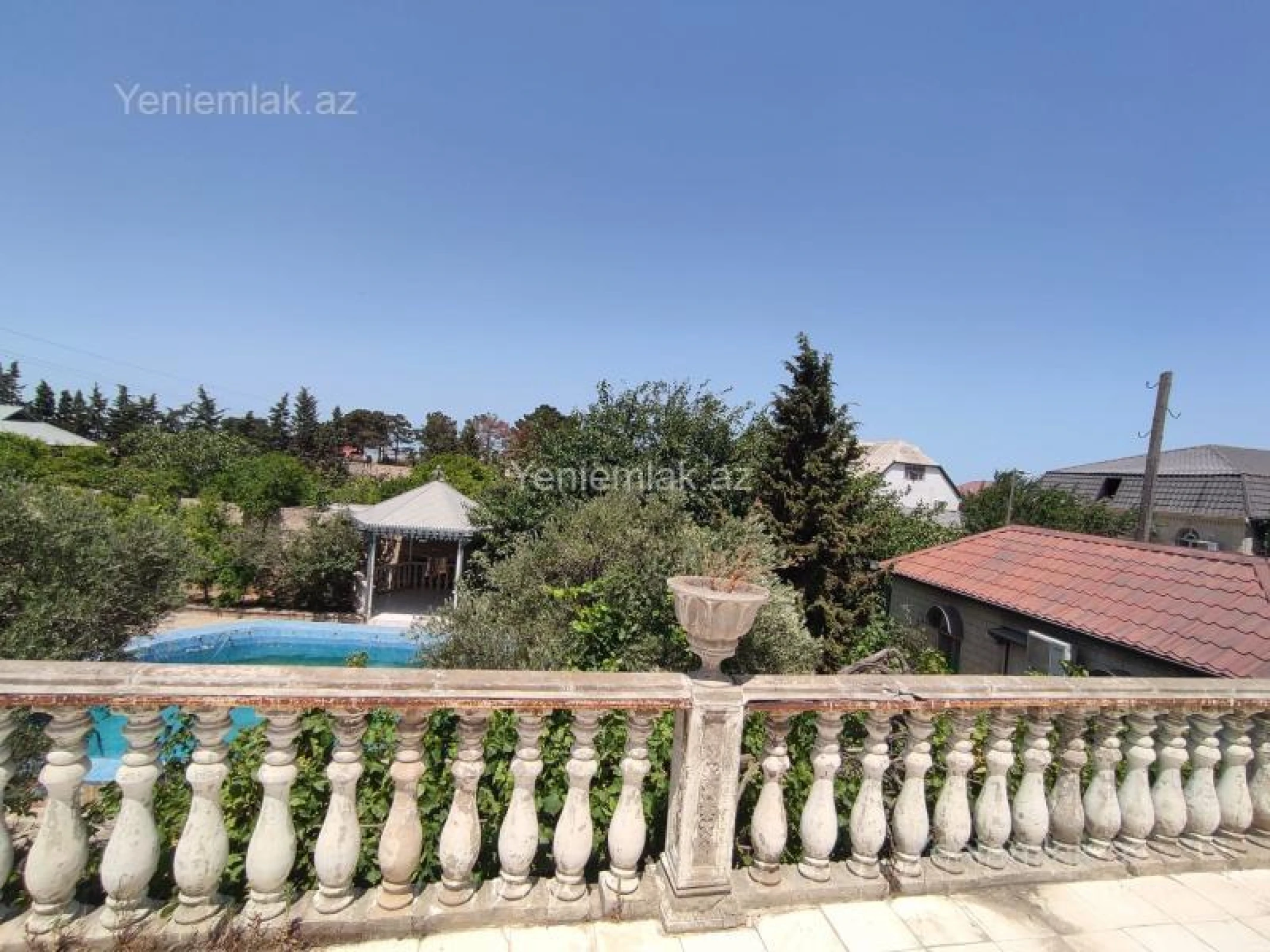 Satılır 6 otaqlı həyət evi 250 m²