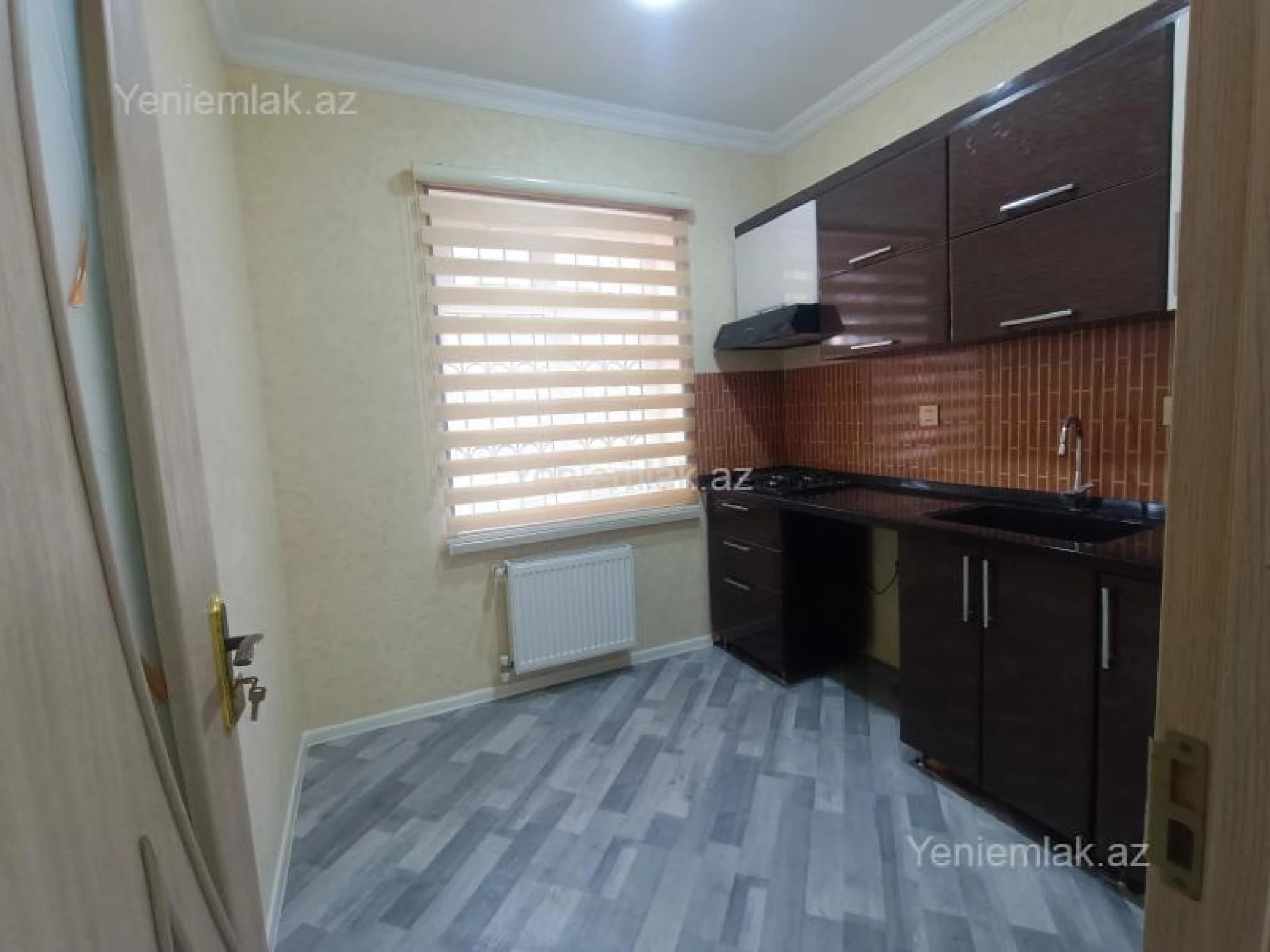Satılır 4 otaqlı həyət evi 83 m²