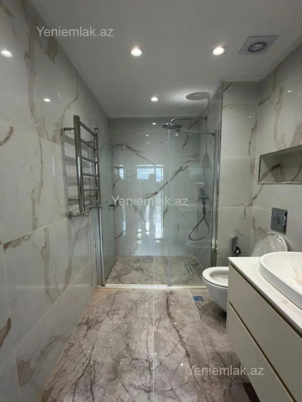 Satılır 3 otaqlı yeni tikili 84.3 m²