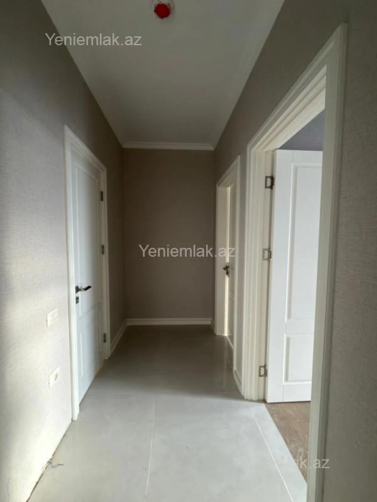 Satılır 3 otaqlı yeni tikili 84.3 m²