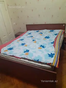 Satılır 2 otaqlı köhnə tikili 52 m²