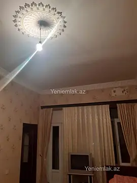 Satılır 2 otaqlı köhnə tikili 52 m²