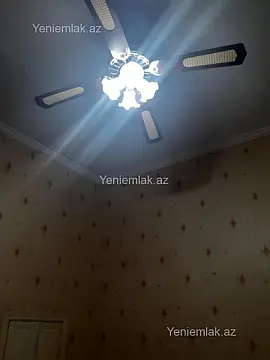 Satılır 2 otaqlı köhnə tikili 52 m²