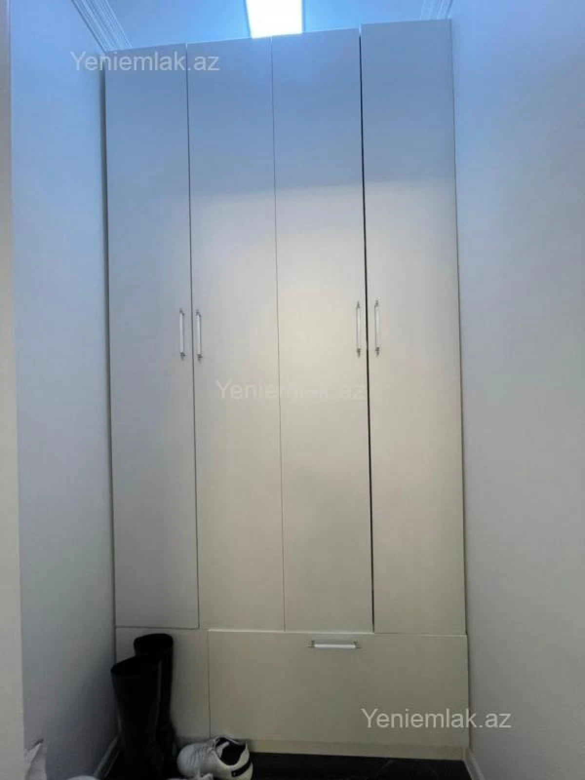 Satılır 3 otaqlı yeni tikili 181 m²