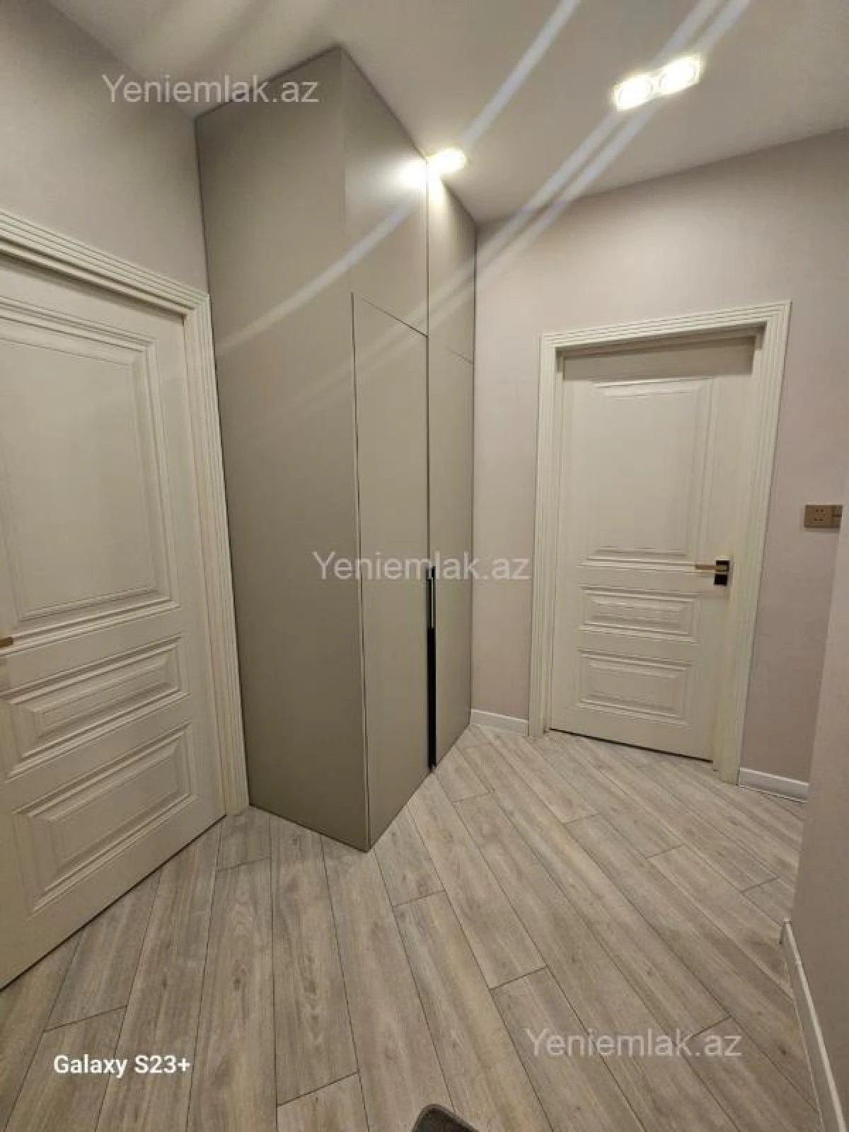 Satılır 3 otaqlı köhnə tikili 68 m²