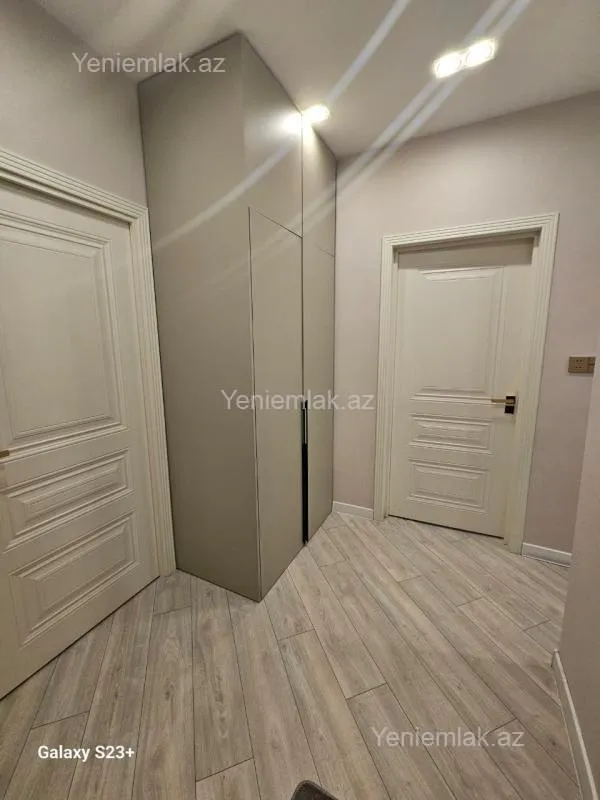 Satılır 3 otaqlı köhnə tikili 68 m²