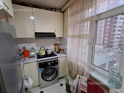 Satılır 2 otaqlı köhnə tikili 52 m²