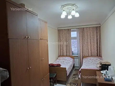 Satılır 2 otaqlı köhnə tikili 52 m²