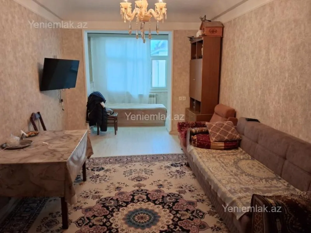 Satılır 2 otaqlı köhnə tikili 52 m²