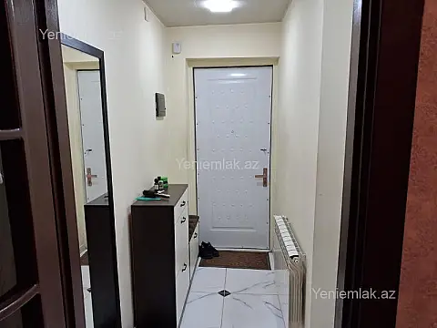 Satılır 2 otaqlı köhnə tikili 52 m²