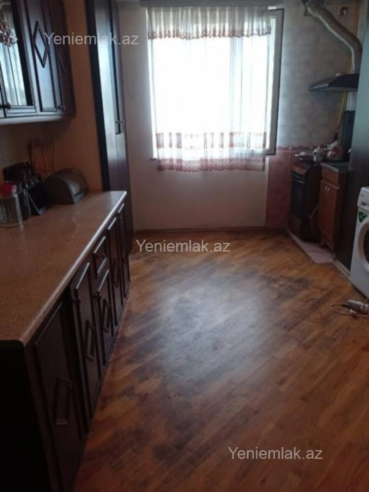 Satılır 2 otaqlı köhnə tikili 60 m²