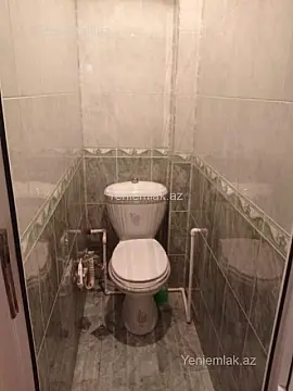 Satılır 2 otaqlı köhnə tikili 60 m²
