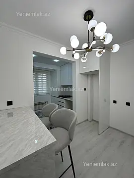 Satılır 2 otaqlı köhnə tikili 60 m²