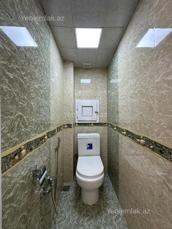 Satılır 2 otaqlı köhnə tikili 60 m²