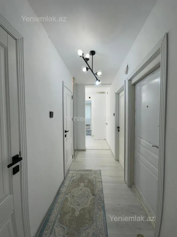 Satılır 2 otaqlı köhnə tikili 60 m²