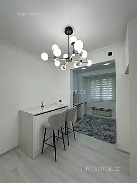 Satılır 2 otaqlı köhnə tikili 60 m²