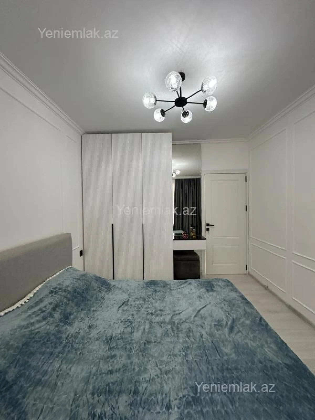 Satılır 2 otaqlı köhnə tikili 60 m²