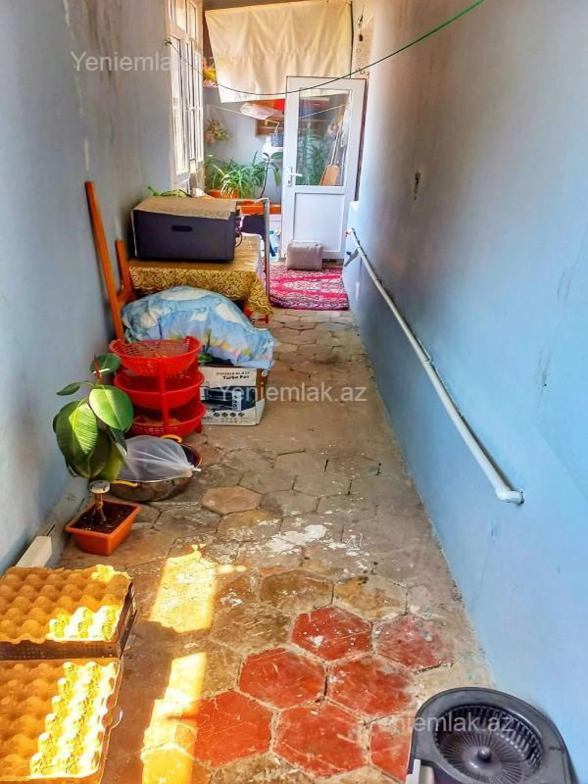 Satılır 2 otaqlı köhnə tikili 60 m²