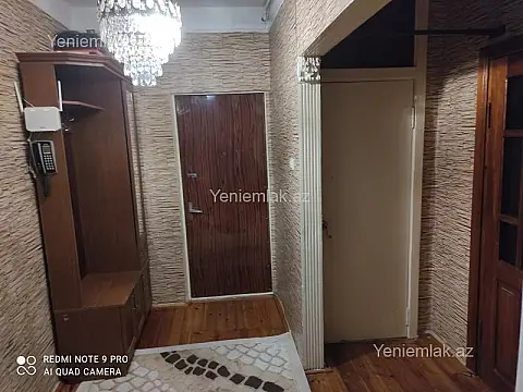 Satılır 3 otaqlı köhnə tikili 75 m²