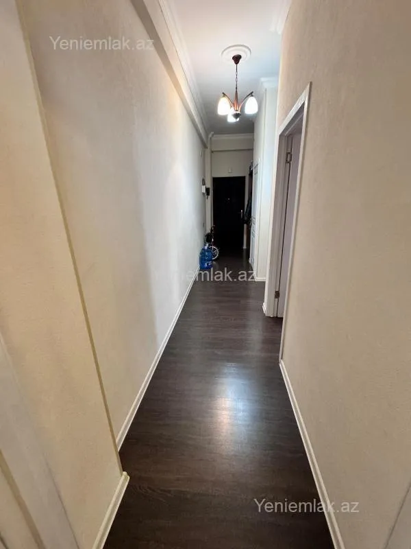 Satılır 2 otaqlı yeni tikili 65 m²