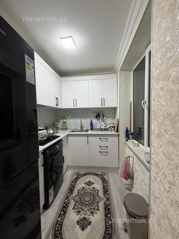 Satılır 1 otaqlı köhnə tikili 35 m²