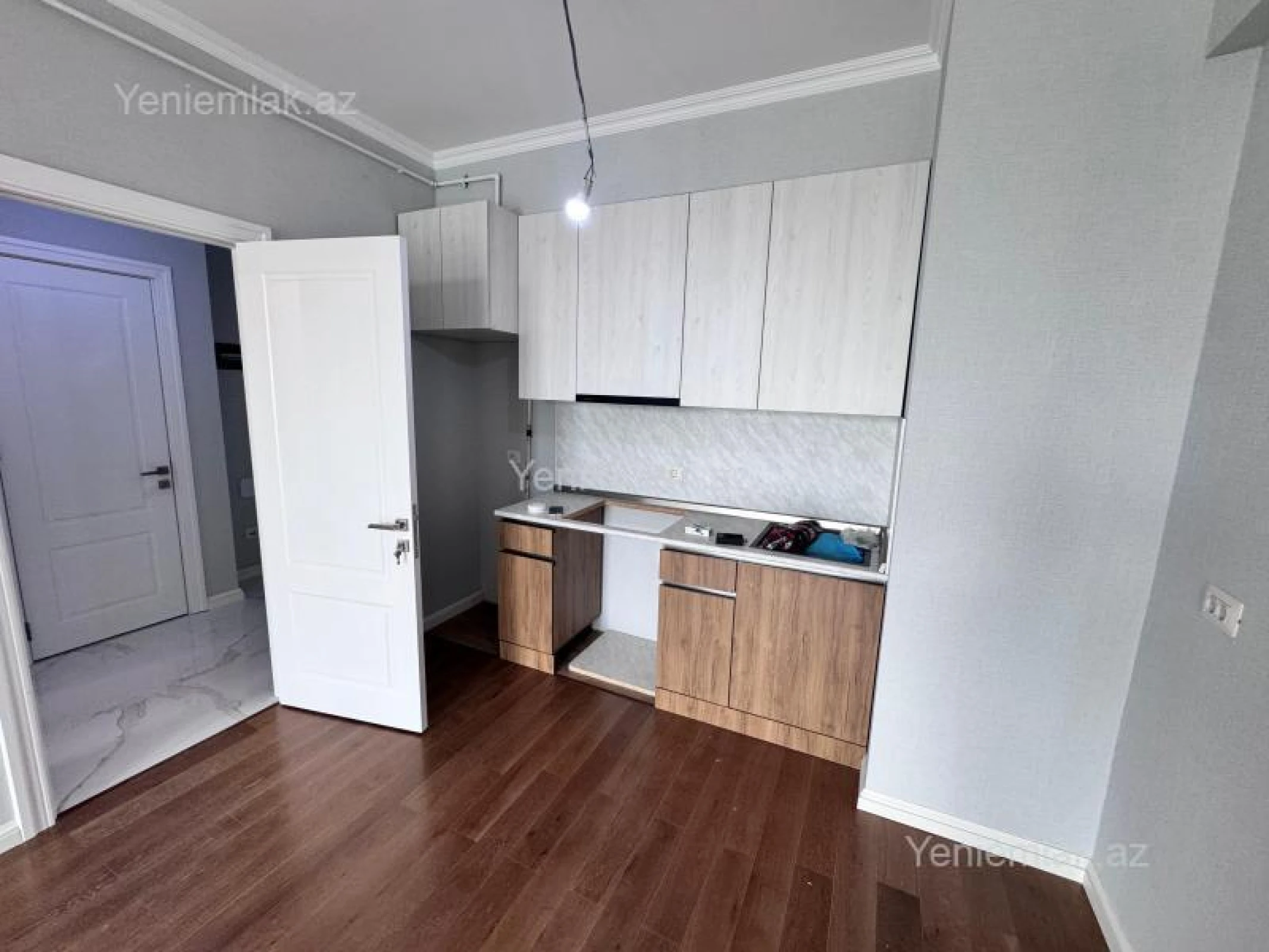 Satılır 2 otaqlı yeni tikili 50 m²