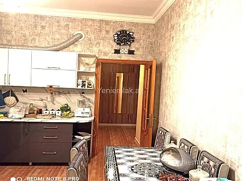 Satılır 2 otaqlı yeni tikili 75 m²