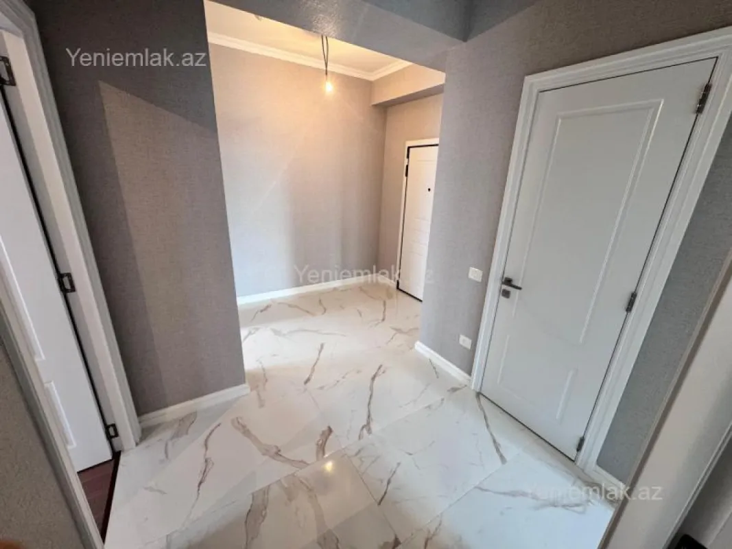 Satılır 3 otaqlı yeni tikili 86 m²