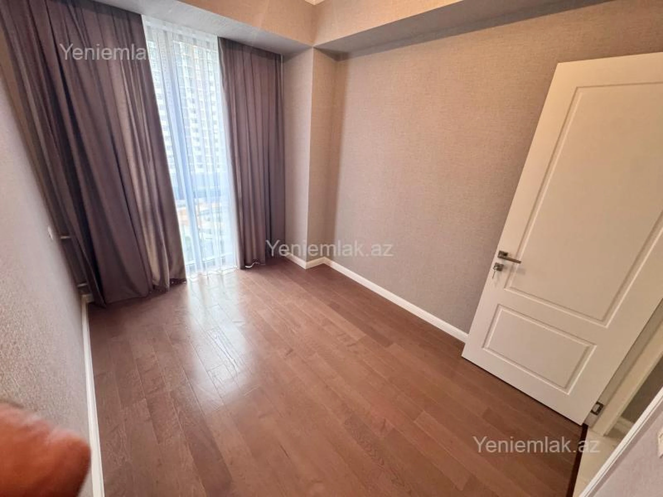 Satılır 3 otaqlı yeni tikili 86 m²
