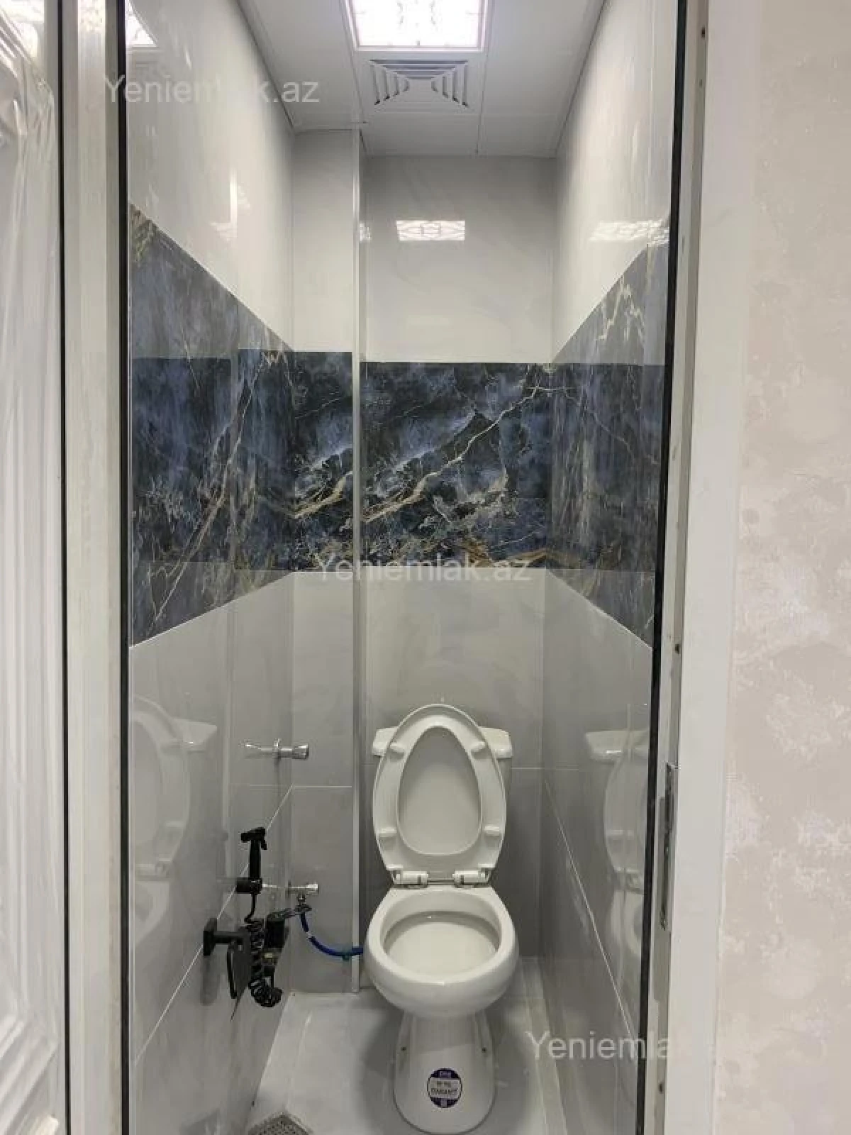 Satılır 2 otaqlı köhnə tikili 55 m²