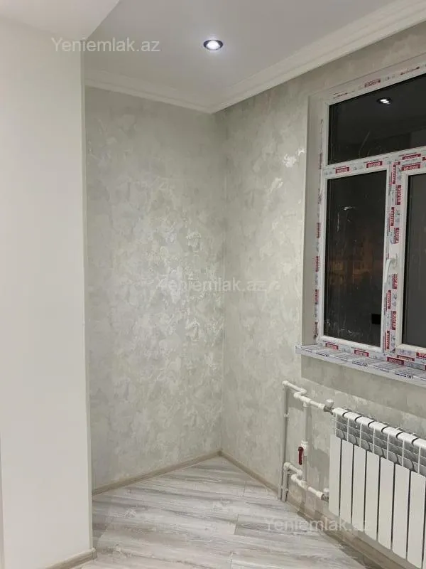 Satılır 2 otaqlı köhnə tikili 55 m²