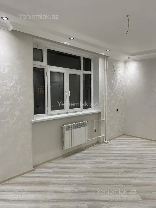 Satılır 2 otaqlı köhnə tikili 55 m²
