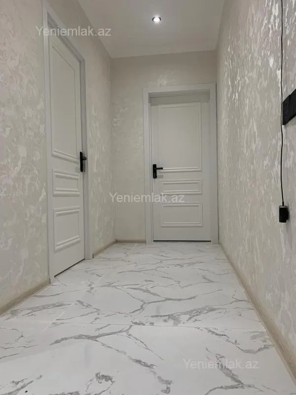Satılır 2 otaqlı köhnə tikili 55 m²