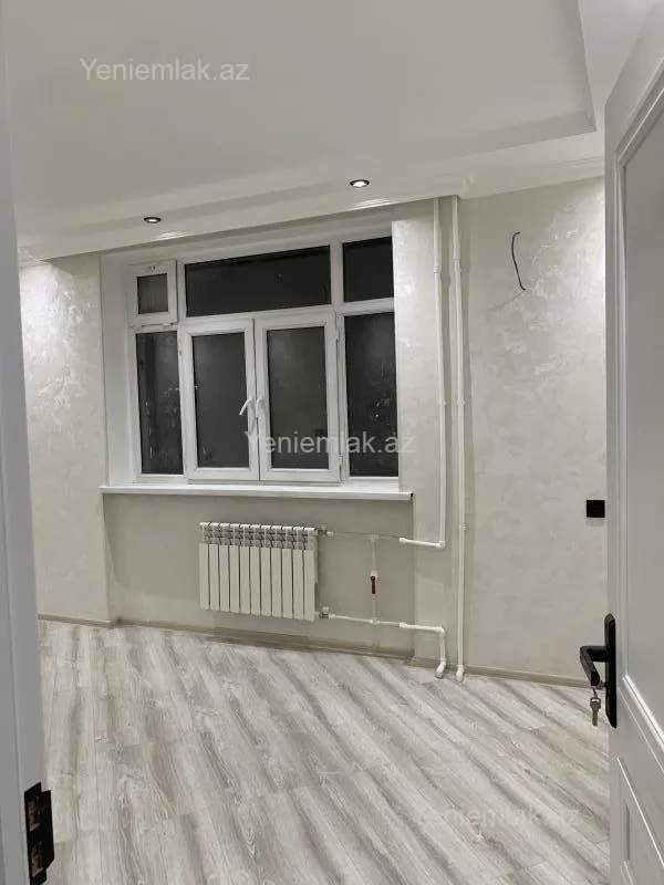 Satılır 2 otaqlı köhnə tikili 55 m²