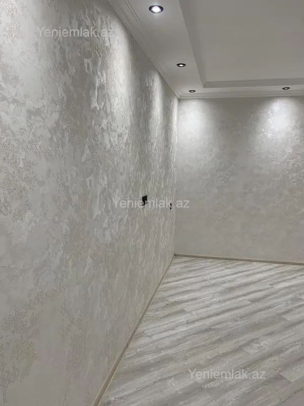 Satılır 2 otaqlı köhnə tikili 55 m²