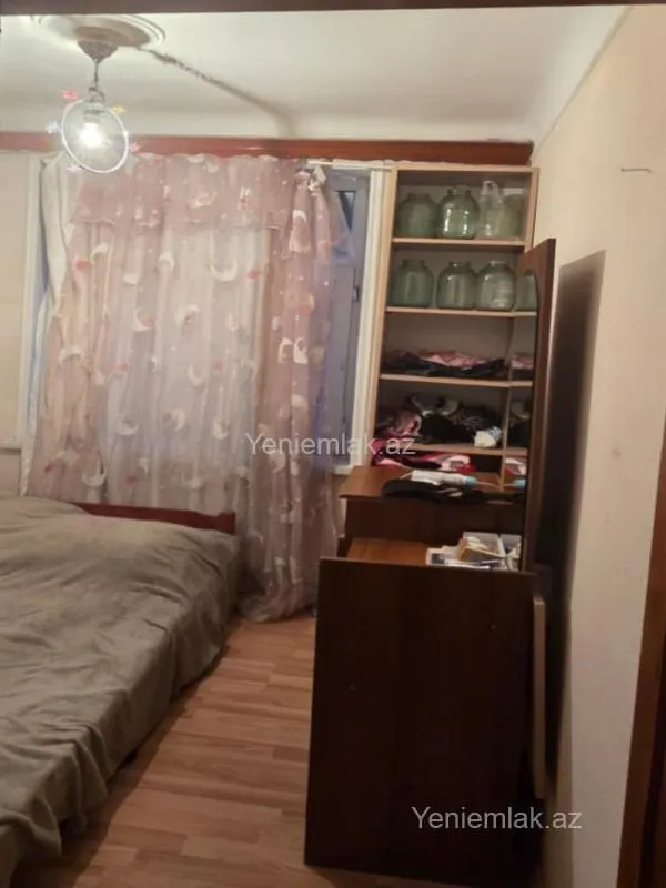 Satılır 2 otaqlı köhnə tikili 37 m²