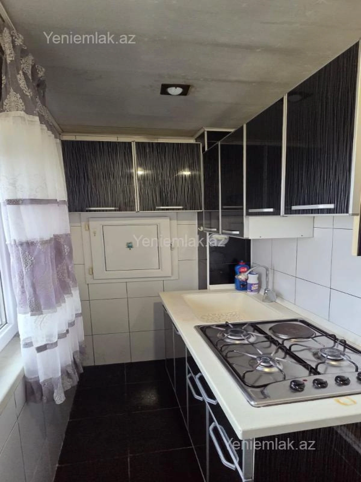 Satılır 3 otaqlı köhnə tikili 58 m²