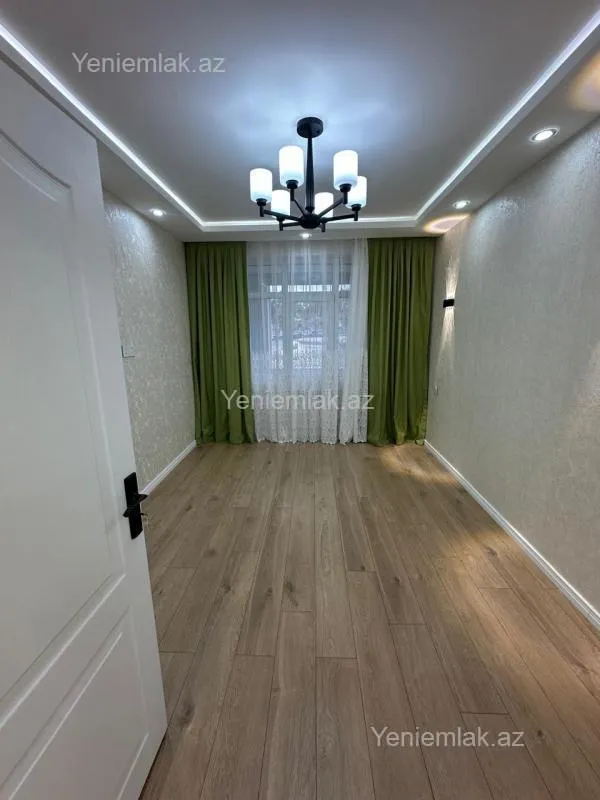Satılır 2 otaqlı köhnə tikili 60 m²